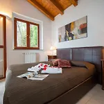 Aquila Holiday home Pianello Del Lario